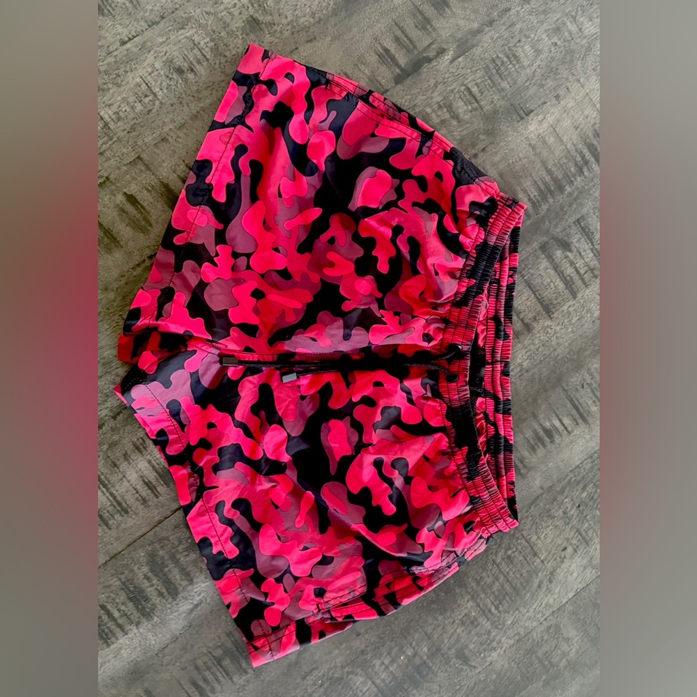 Zara Pink and Black Camo Men Shorts Hybrids/limited edition